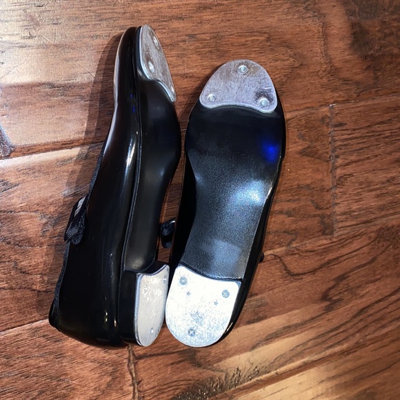 Danskin Other - Freestyle Danskin Company black tap shoes dance 1